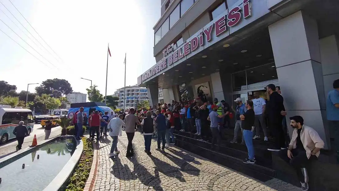 CHP'li Narlıdere Belediyesinde işçiler greve gidiyor