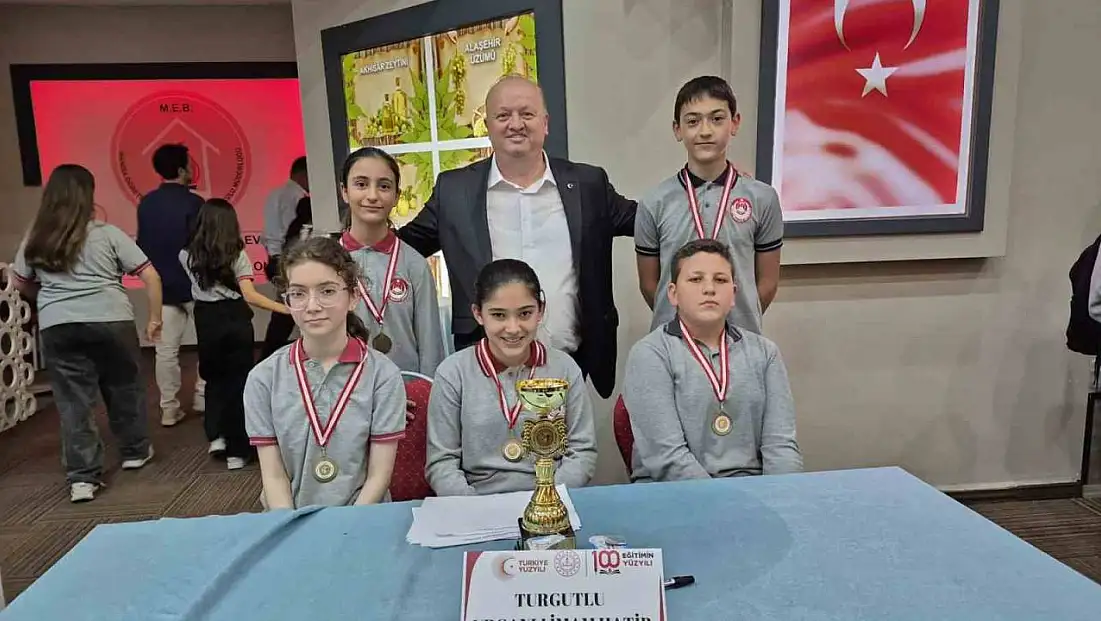 Turgutlu Urganlı İmam Hatip Ortaokulu'ndan büyük başarı