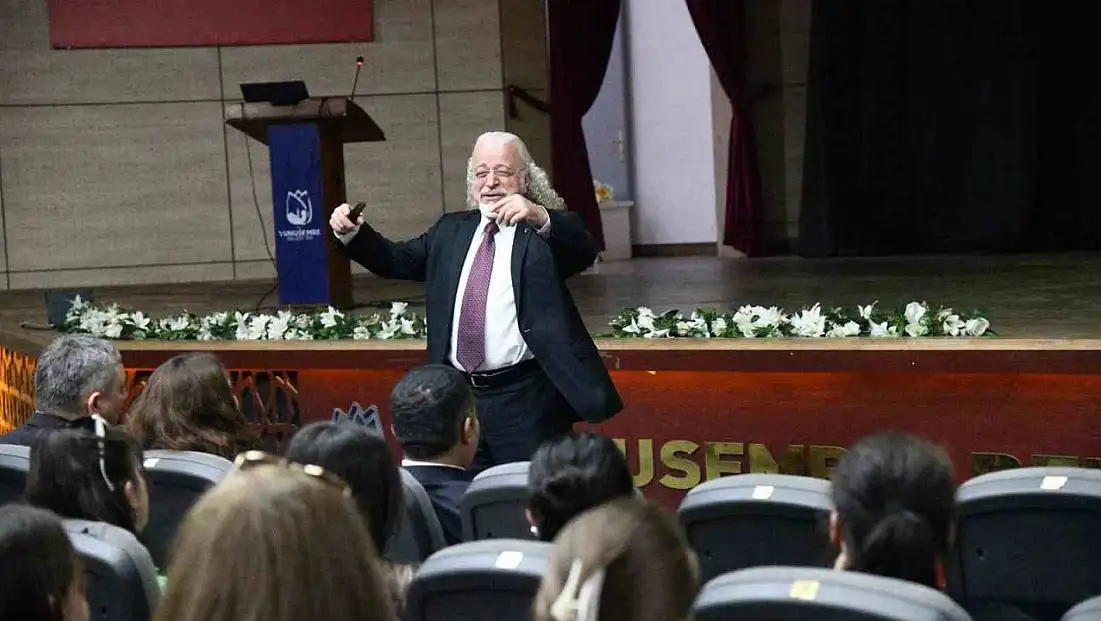 Yunusemre'de 'Başarıya giden yol' anlatıldı