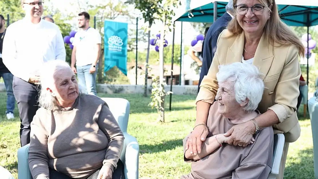 'Alzheimer hastalığı toplumsal bir sorun'