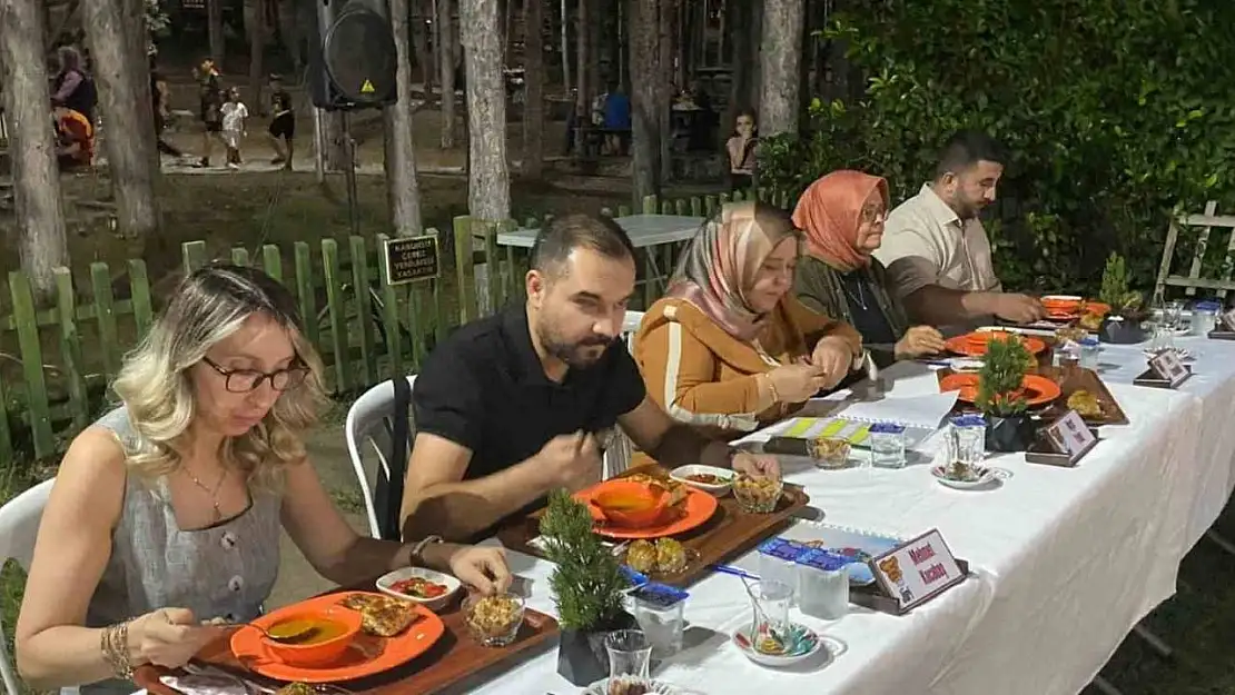 'En lezzetli tarhana çorbası' için yarıştılar