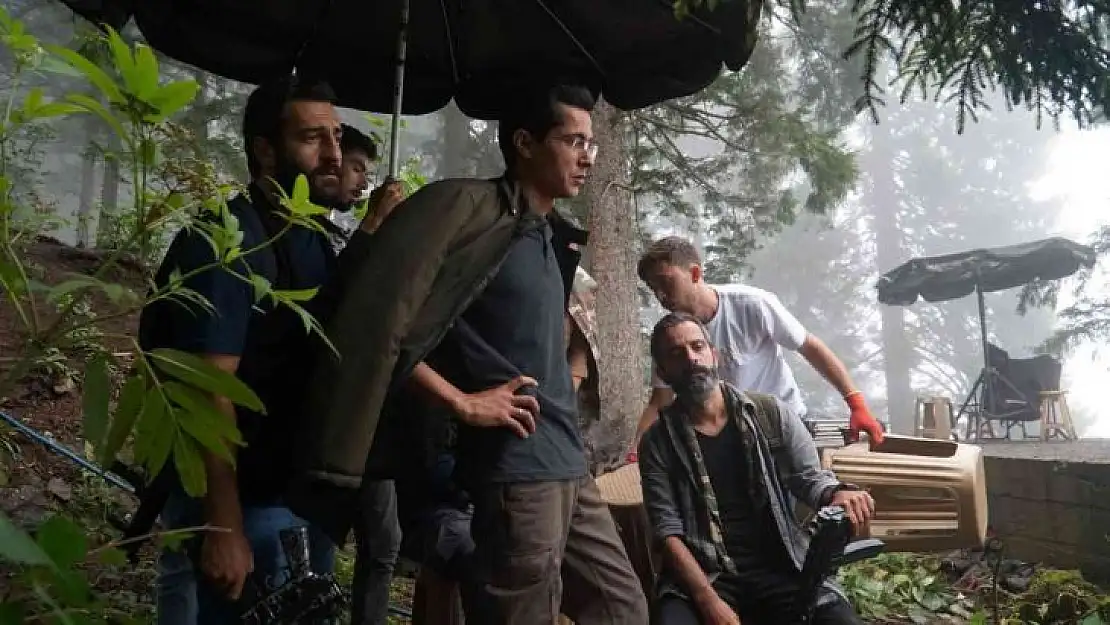'Kesişme İyi ki Varsın Eren' filminde oynayan Bursalı oyuncu yaşadıkları duygu dolu anları anlattı