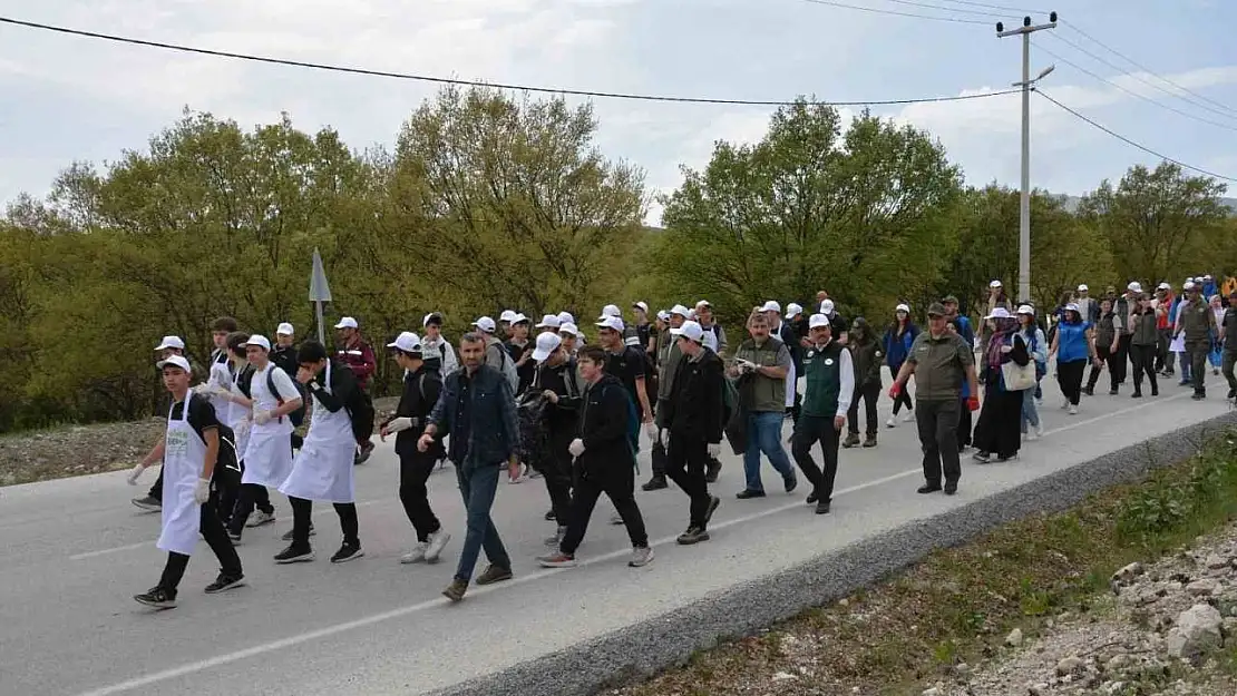 'Orman Benim' kampanyasıyla Kütahya'da ormanlara sahip çıkıldı