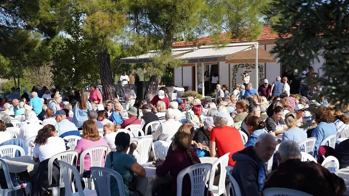 'Seferihisar'ın Çınarları' yeniden piknikte buluştu