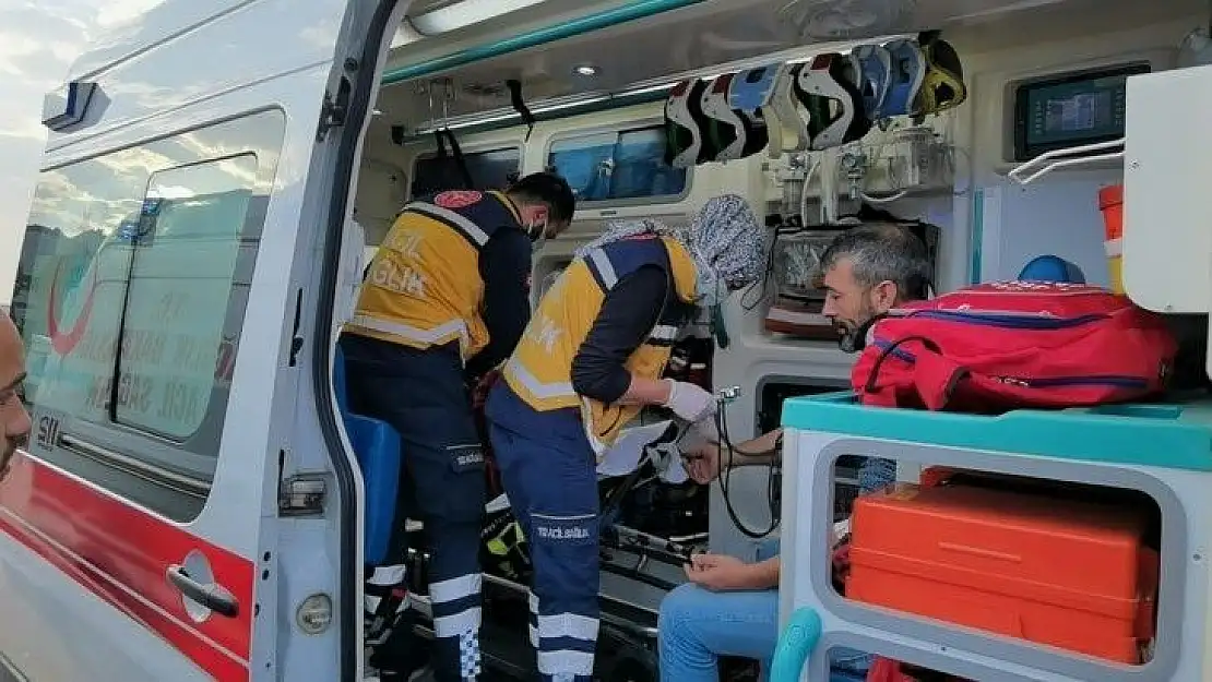 2 gün önce aldığı aracı hurdaya döndü 4 yaralı