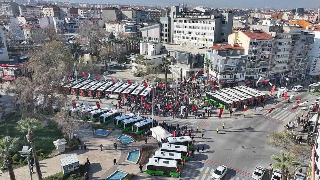 200 milyonluk yeni araçları tanıtan Başkan Çavuşoğlu'ndan Denizli'ye raylı sistem müjdesi