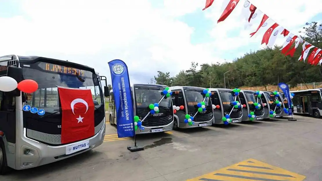 60 yeni otobüsü hizmete alındı