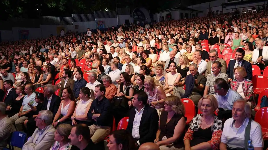 63. Uluslararası Bursa Festivali'ne muhteşem açılış