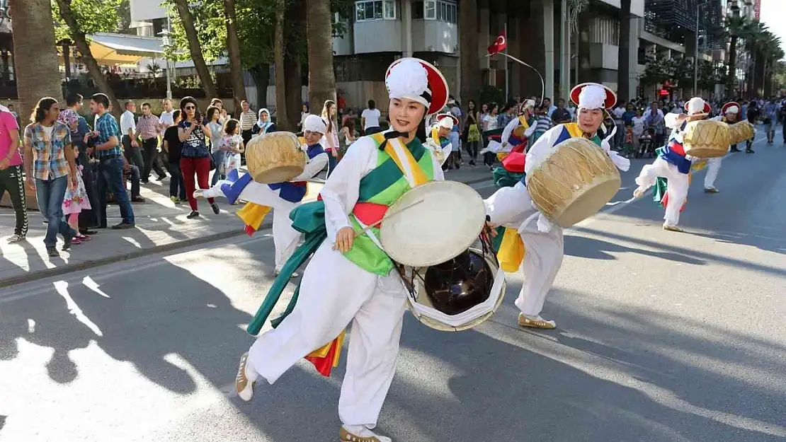 7 ayrı ülkeden 250 dansçı Denizlililer için sahne alacak