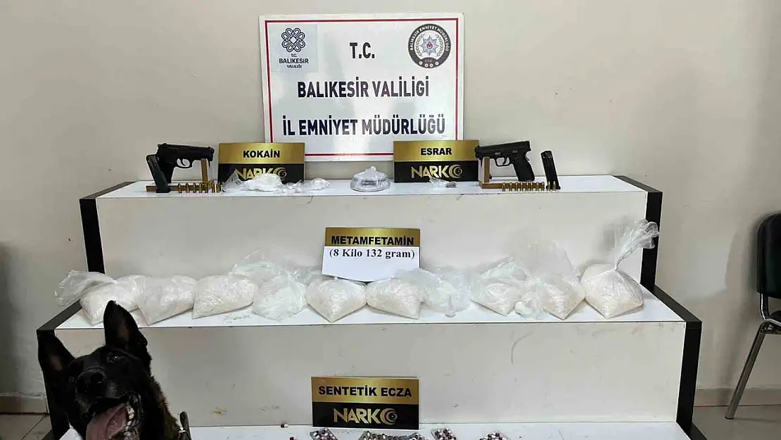 8 kilogram metamfetamini buzdolabına sakladılar, 'Fırtına'dan kaçamadılar