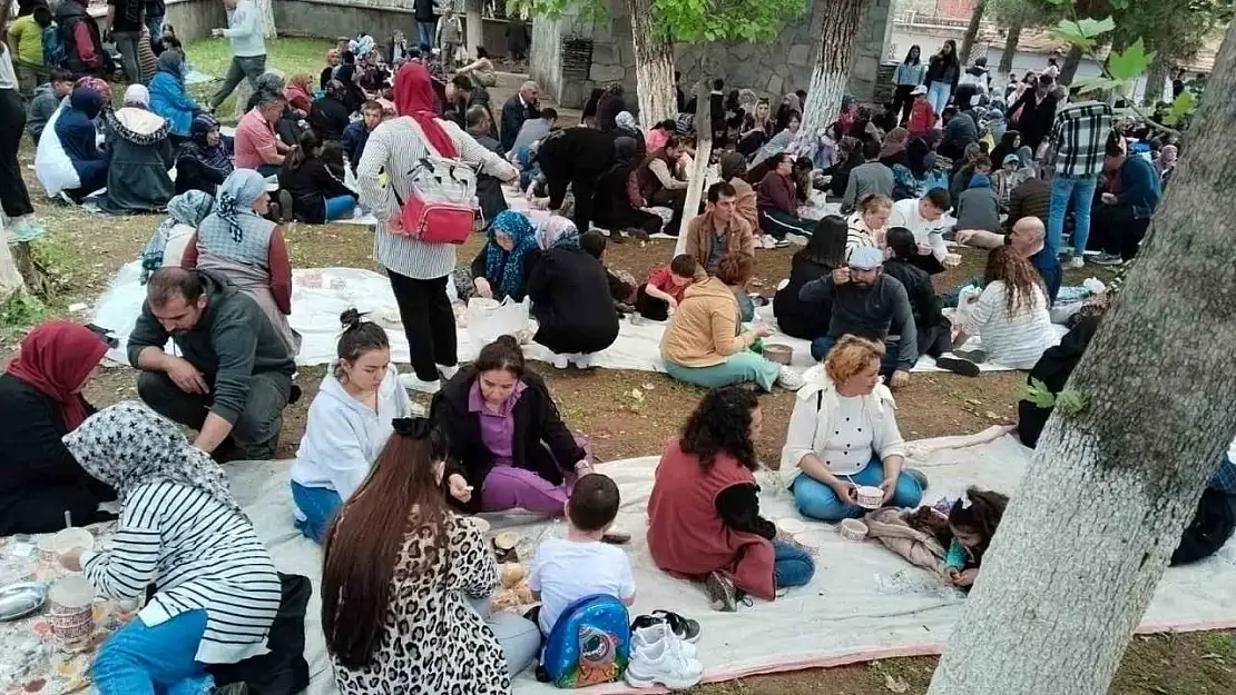 800 yıllık geleneğe genç nefes