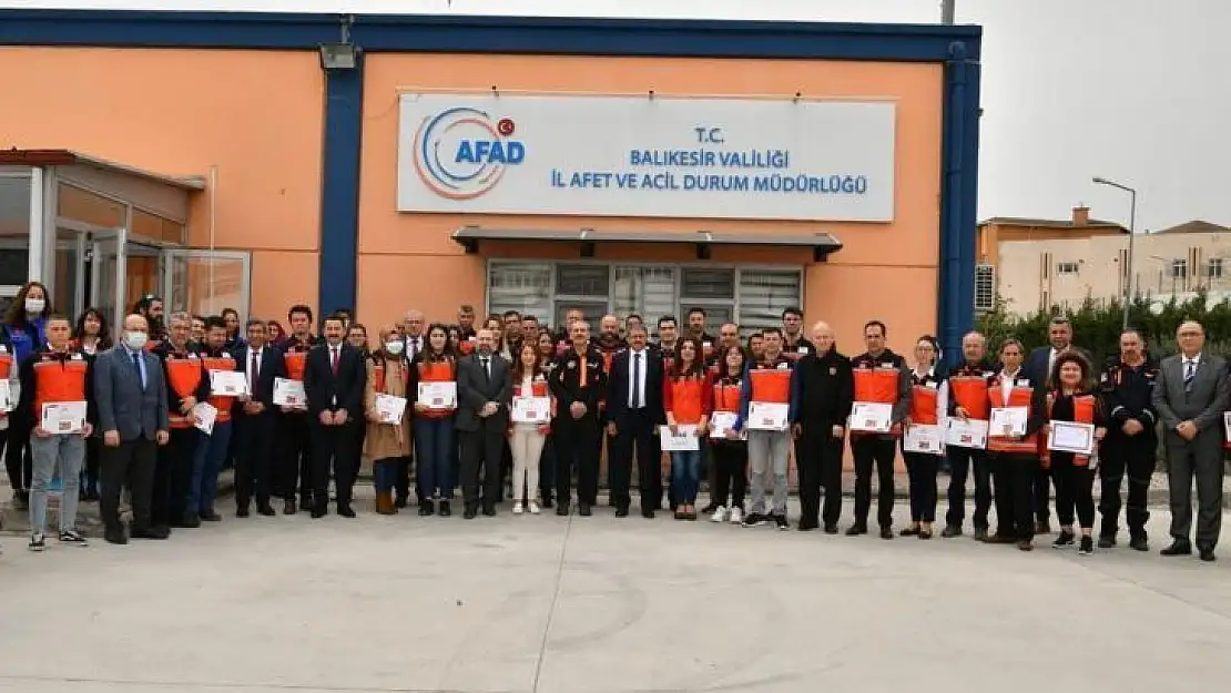 AFAD Gönüllüleri kimlik kartlarını aldı