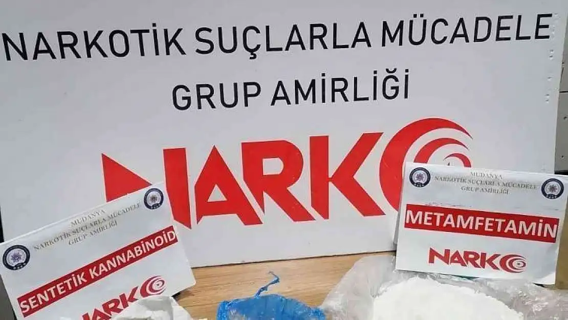 Ailece uyuşturucuyla yakalandılar