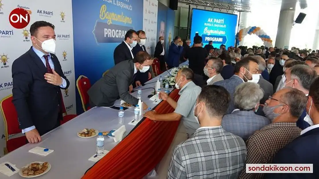 AK Parti ailesi bayramlaştı