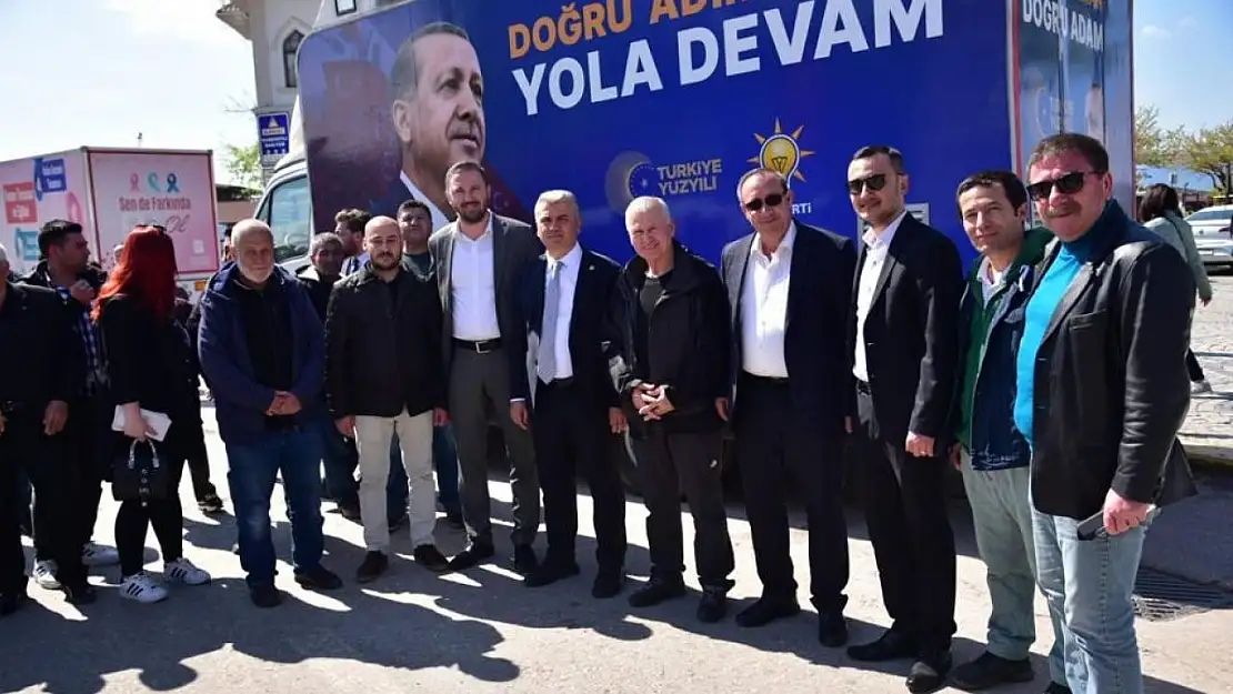 AK Parti Balıkesir'den Bandırma'da 9'da 9 tam saha çalışma