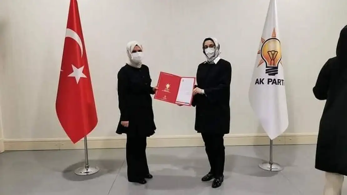 Ak Parti Çan Kadın Kolları Başkanlığına Kadriye Kocaman atandı