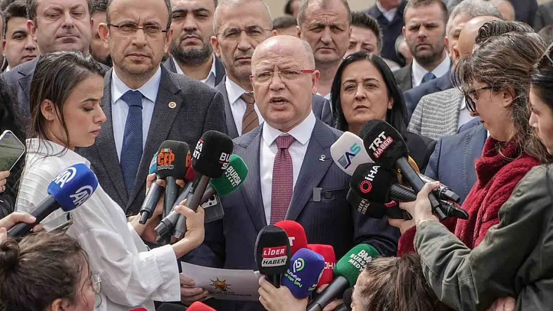 Ak Parti'den Bursa Büyükşehir Belediye Başkanı Mustafa Bozbey hakkında suç duyurusu