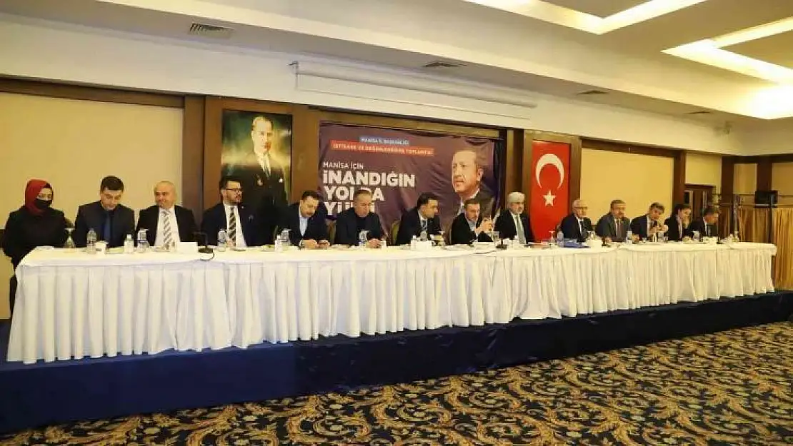 AK Parti Genel Başkan Yardımcısı Kandemir Manisa'da temaslarda bulundu
