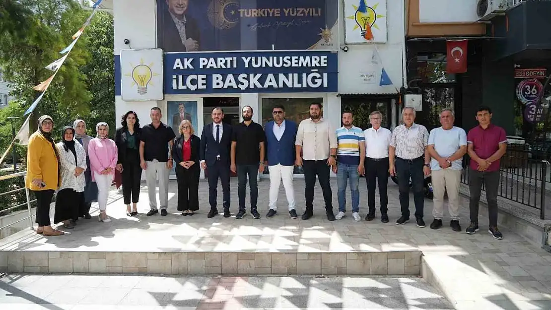 AK Parti Yunusemre İlçe Başkanı Durmaz'dan CHP'li belediyelere eleştiri