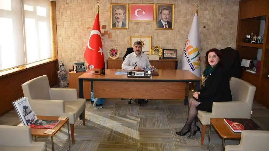 Akçadurak'a 'Yılın Belediye Başkanı' ödülü