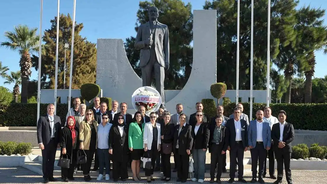 Aliağa'da 19 Ekim Muhtarlar Günü kutlandı