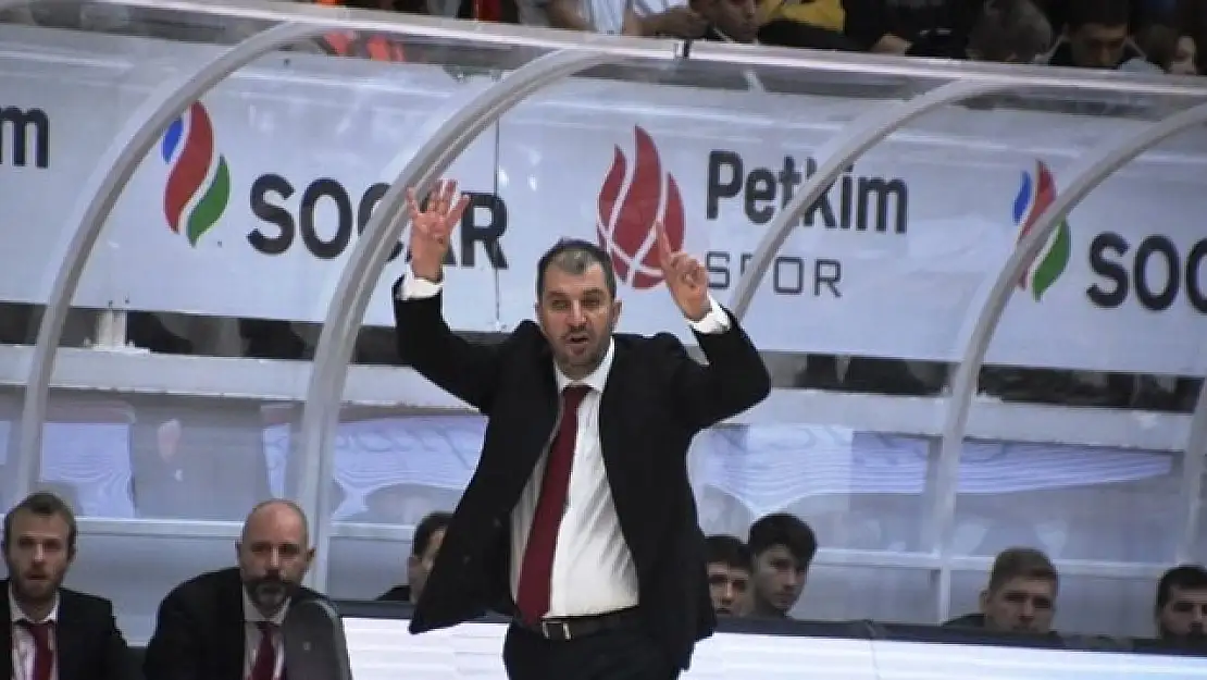 Aliağa Petkimspor yeni sezonda Burak Gören'le devam ediyor