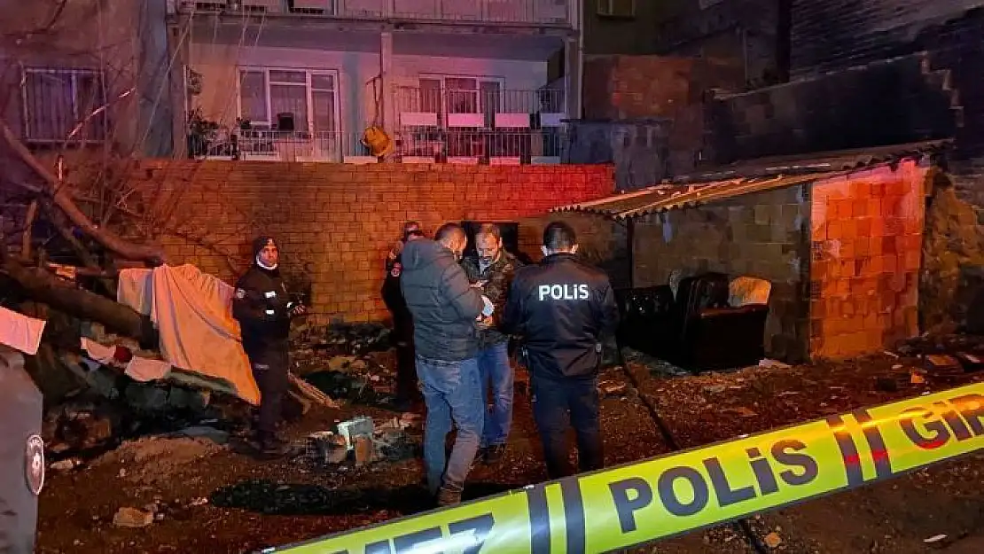 Alkollü şahıs sigara içerken uykuya dalınca çıkan yangında hayatını kaybetti