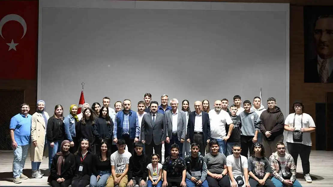 Almanya'dan gelen gençler Altıeylül'de ağırlandı