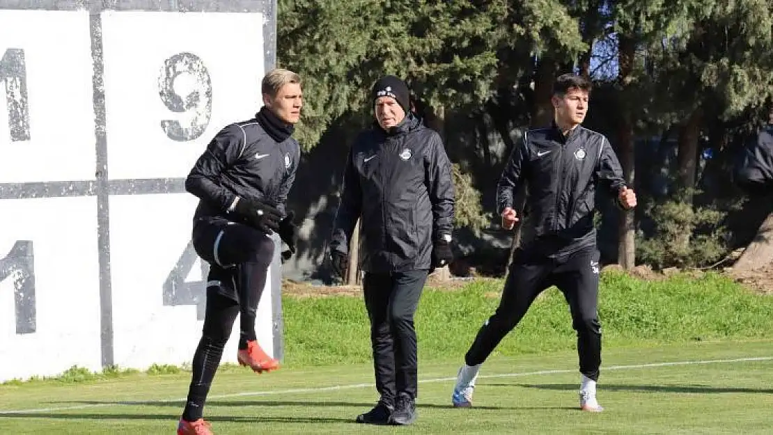Altay'da Kasımpaşa hazırlıkları sürüyor