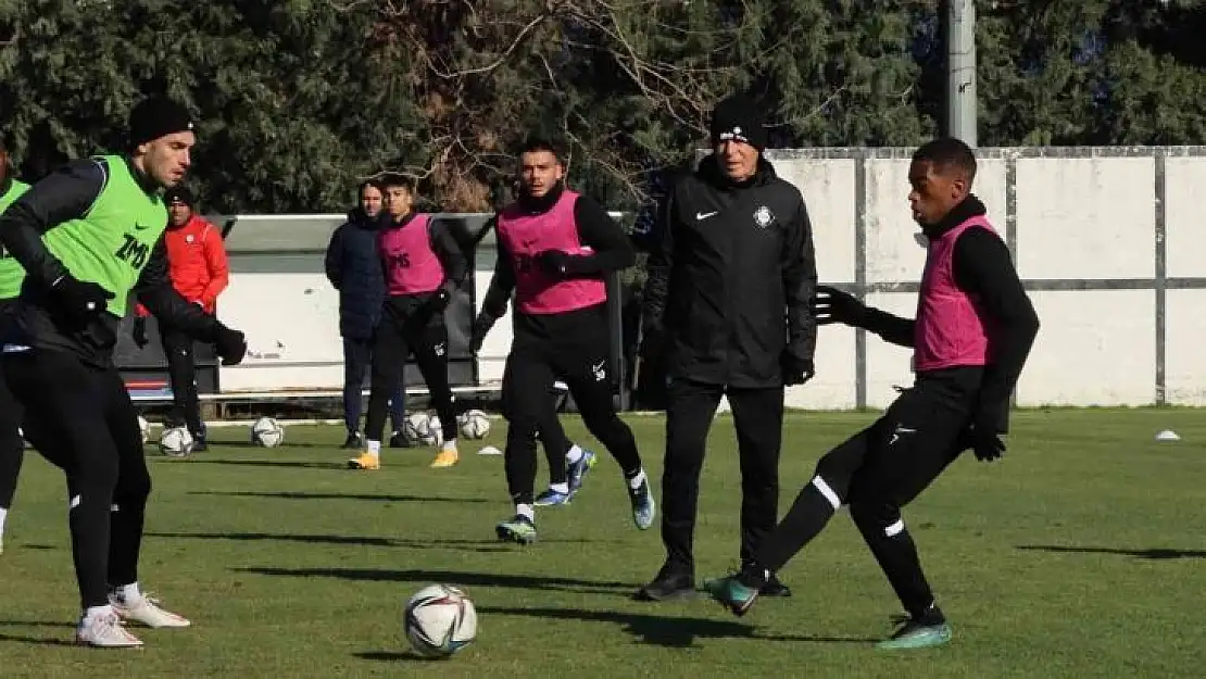 Altay'da Kasımpaşa maçı hazırlıkları tamamlandı