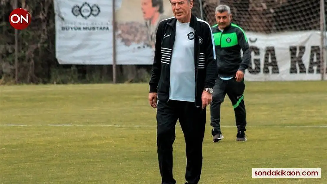 Altay, Mustafa Denizli ile devam ediyor