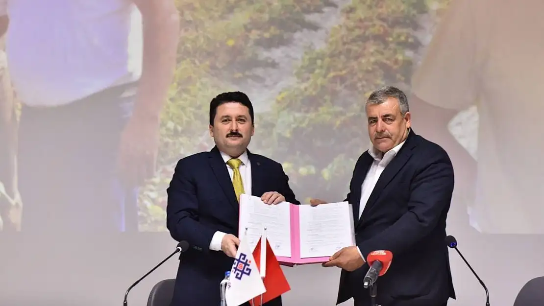 Altıeylül çiftçinin yanında