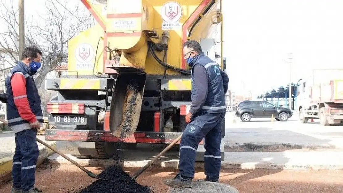 Altıeylül'ün sahadaki yüzü Fen işleri