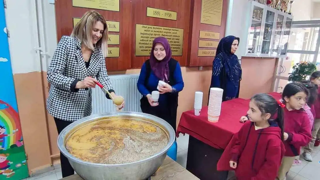 Altıntaş'ta 'Sağlık İçin Tarhana İçin' etkinliği ve fotoğraf sergisi