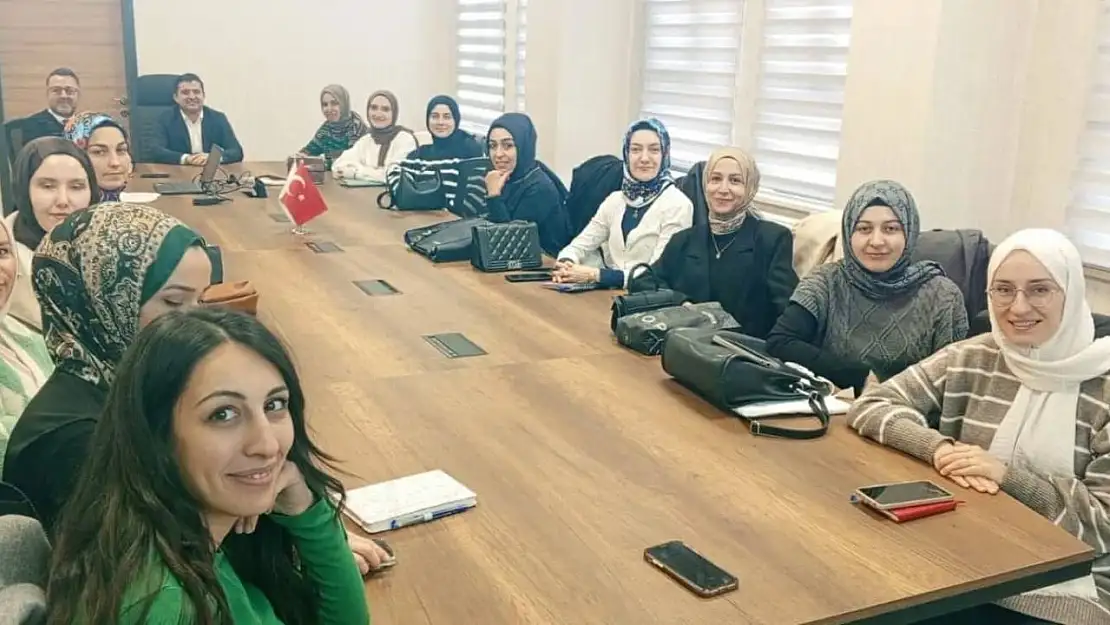 Altıntaş'ta özel eğitim kurumu öğretmenlerine hizmet içi eğitim