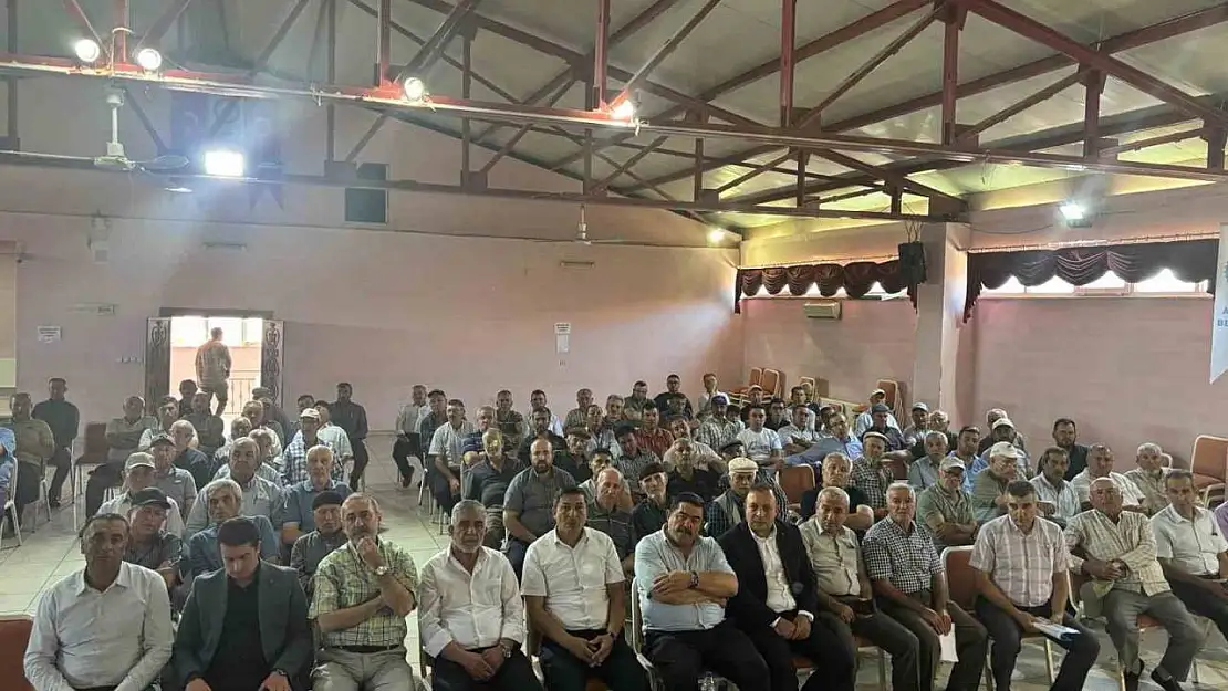 Altıntaş'ta tarım konseyi toplantısı düzenlendi