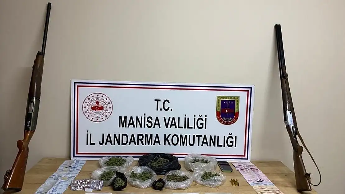 Araçla uyuşturucu ticareti jandarmaya takıldı