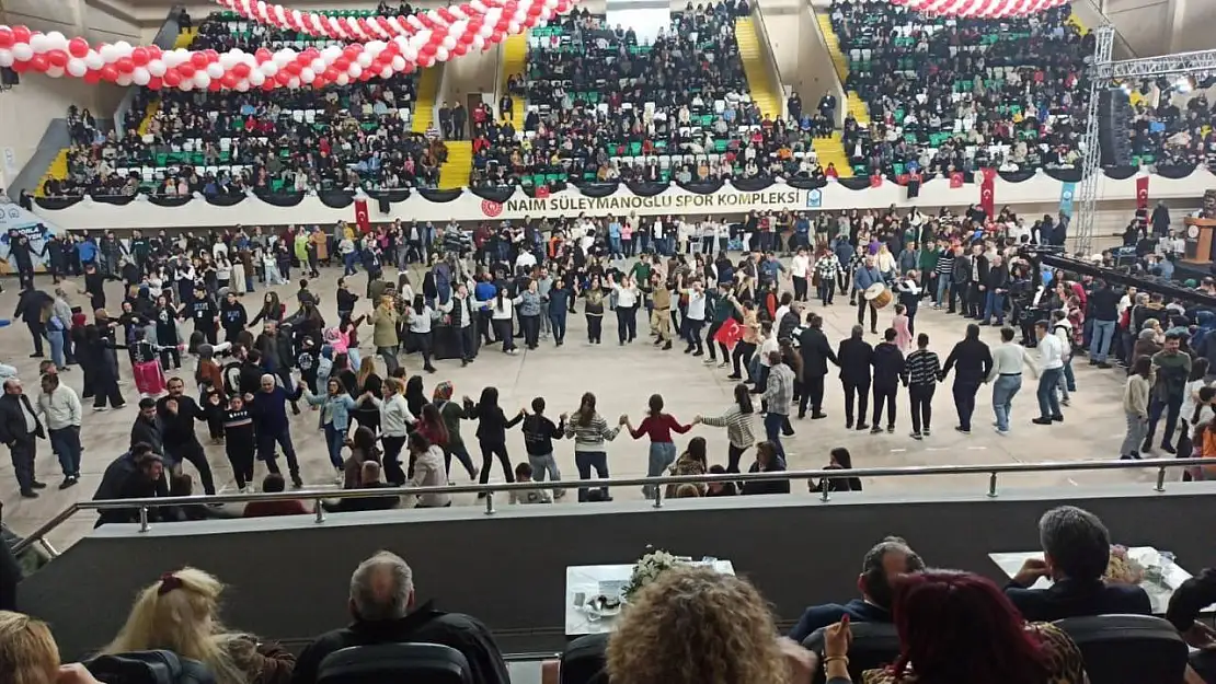 Artvin'in kurtuluşunun 104. yılına görkemli kutlama