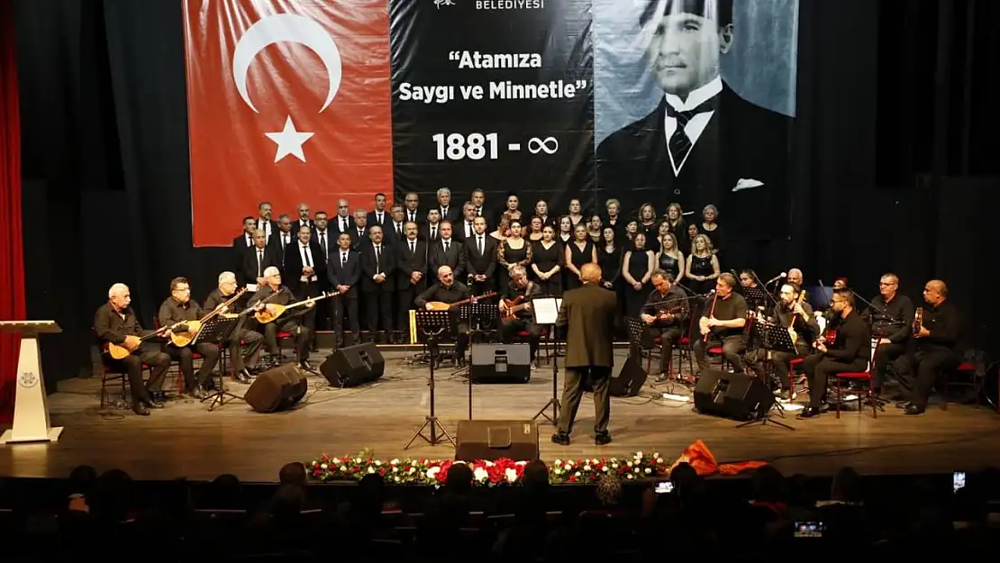 Atatürk sevdiği türkülerle Aydın'da anıldı