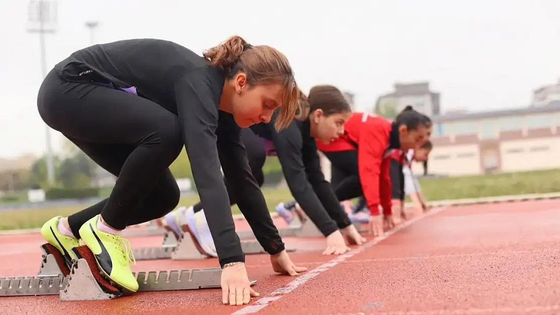 Atletizmin yıldızları Denizli'de buluşuyor