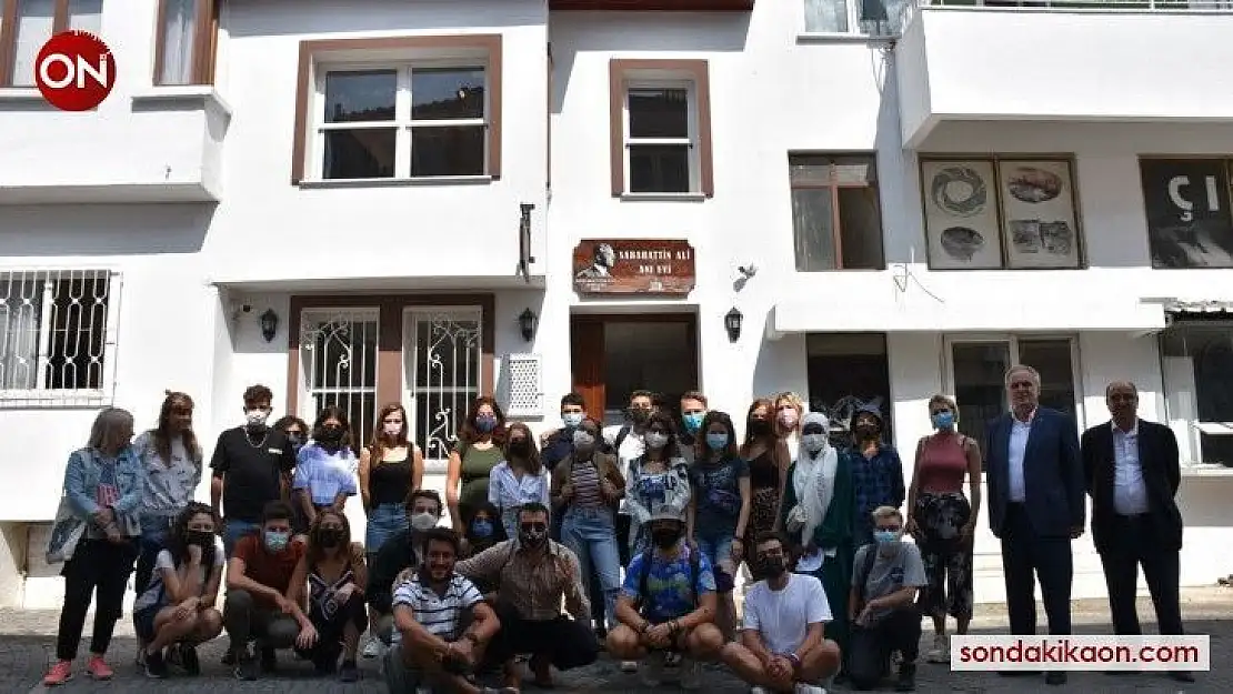 Avrupalı gençler Sabahattin Ali Evi'ni gezdi