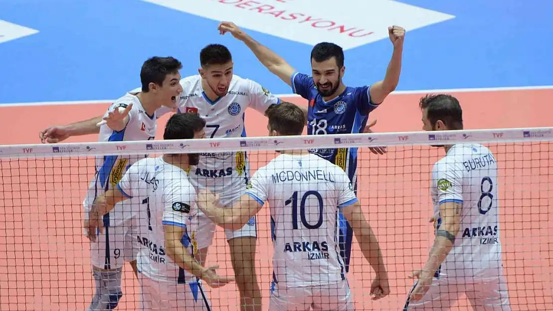 AXA Sigorta Efeler Ligi: Arkas Spor: 3 - Hatay Büyükşehir Belediyespor: 0
