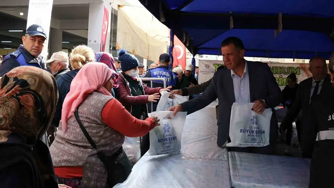 Aydın BŞB Yenipazar'da fide dağıttı