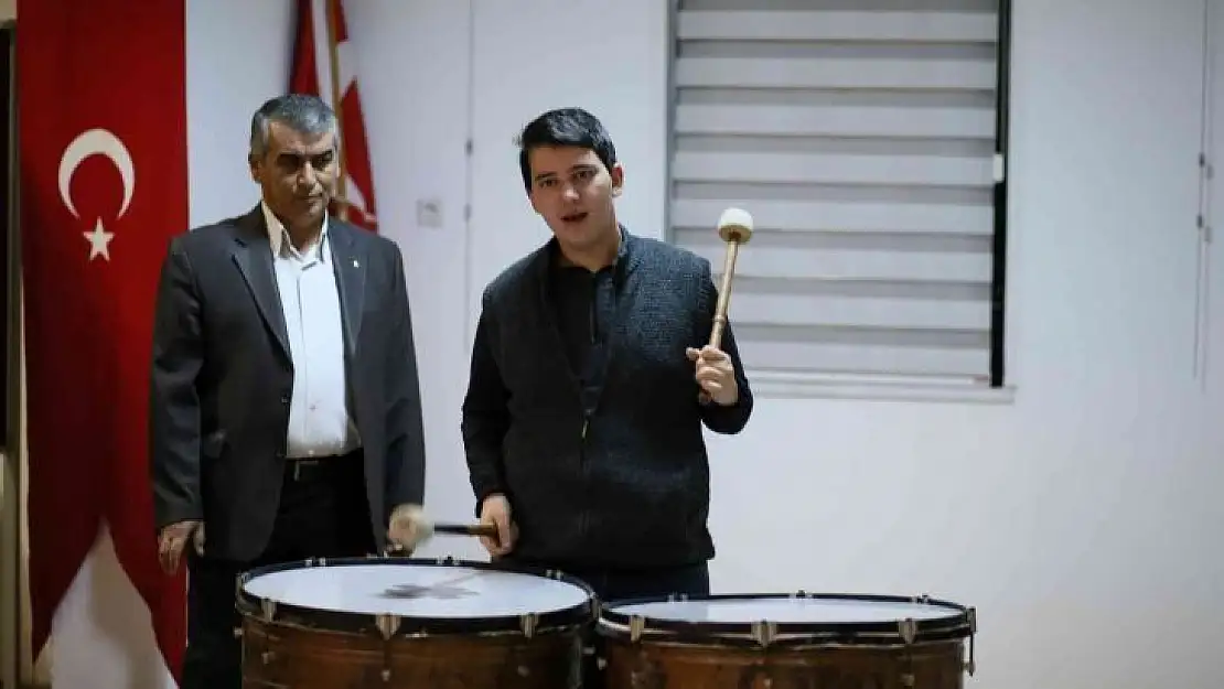Aydın Büyükşehir Belediyesi 'Otizmli Çocuklar Mehter Takımı' kurdu