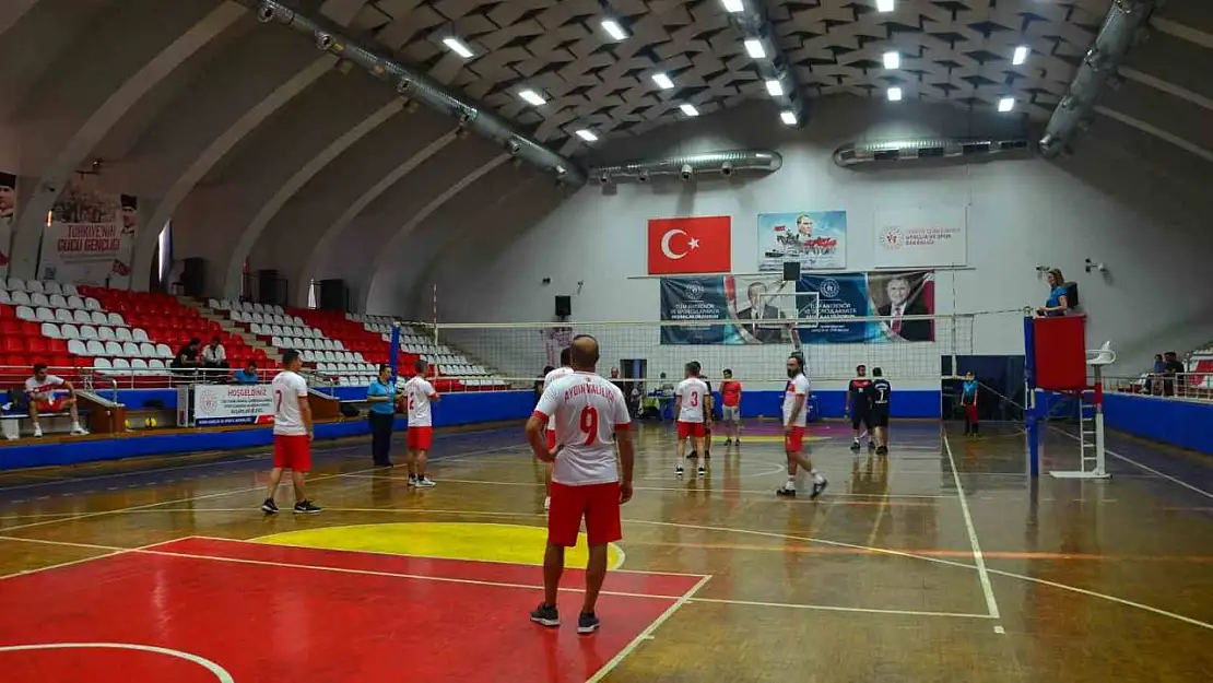 Aydın'da 15 Temmuz Voleybol Turnuvası başladı