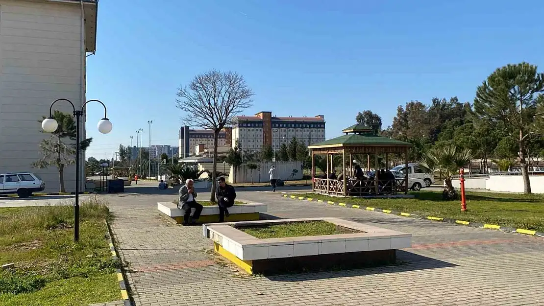 Aydın'da depremzedelerin bıraktığı notlar duygulandırdı