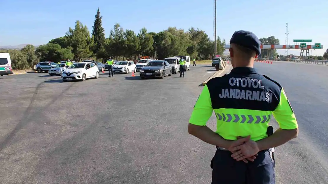 Aydın'da Otoyol Jandarma Komutanlığı göreve başladı