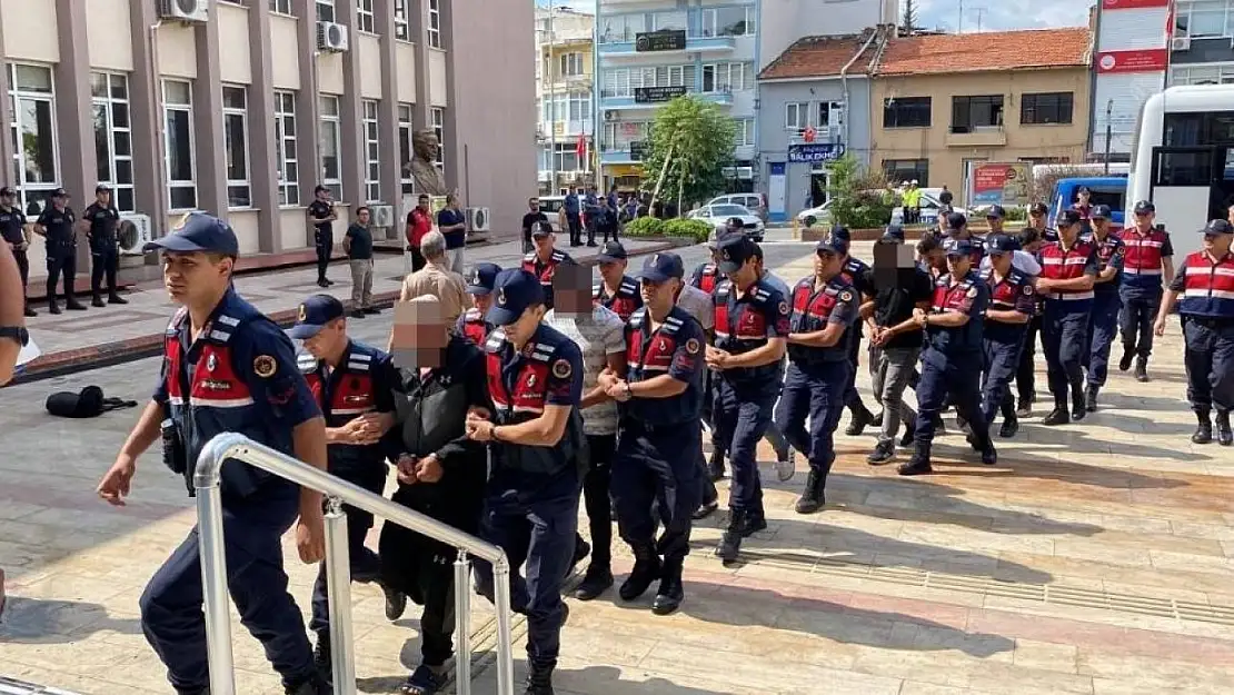 Aydın'da polisin bıçaklanması olayında 2 şüpheli tutuklandı