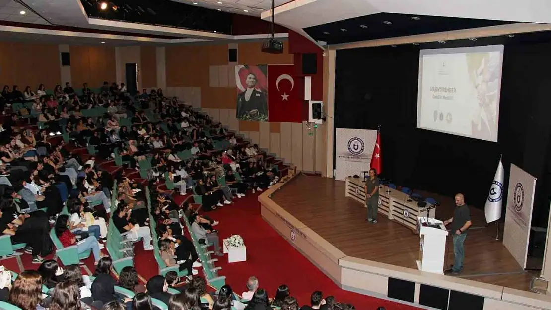 Aydın'da üniversite öğrencilerine 'Bağımlılıkla Mücadele' semineri verildi