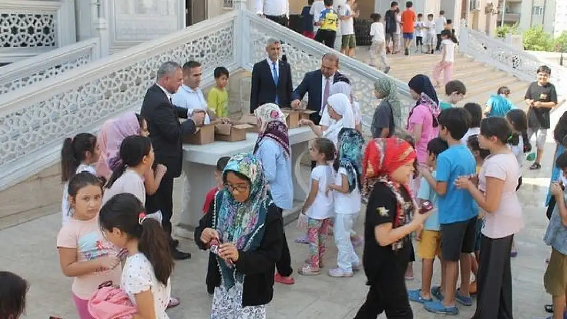 Aydın İl Sağlık Müdürü Şenkul, Yaz Kur'an Kursu öğrencileri ile bir araya geldi